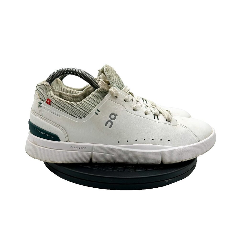 On Cloud THE ROGER Advantage Shoes Whit Women's Size 9.5